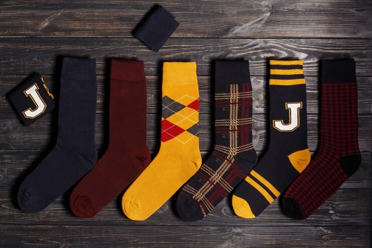 تصویر 5 از قیمت خرید جوراب مردانه طرح دار + فروش ویژه